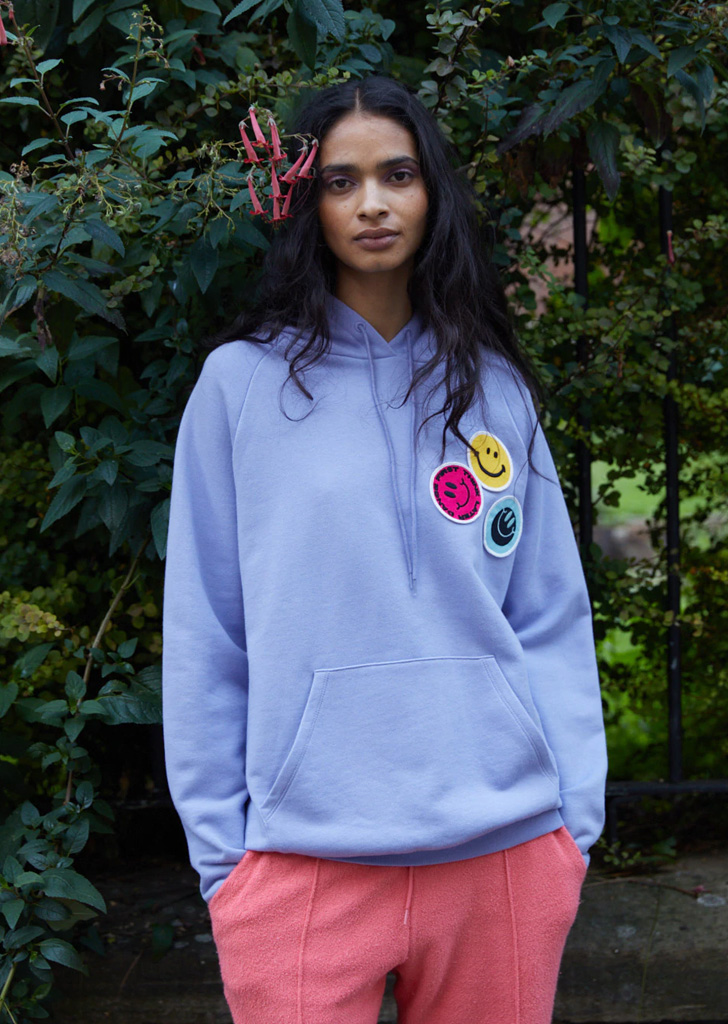 [ETRE CECILE] RAVE SMILEY CLASSIC HOODIE